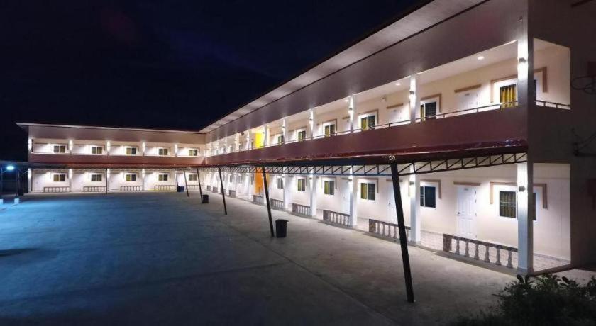 The Phant Hotel Сурин Экстерьер фото